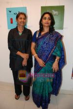 at Bi-Scope exhibition by Maushmi Ganguly and Arpan Sidhu in Hirjee Gallery on 5th Jan 2011 (38).JPG
